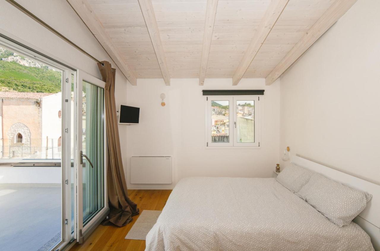 אוליאנה Tatta & Nanna Rooms מראה חיצוני תמונה